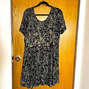 Forever 21 black and gold dress. Size 20